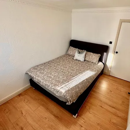 Flat 3 Stay In Aldgate Apartments London Exterior photo